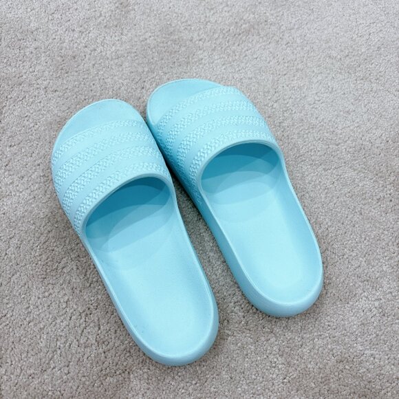 98% NEW ADIDAS SLIPPERS, SIZE 37.5 - Picture 1 of 7